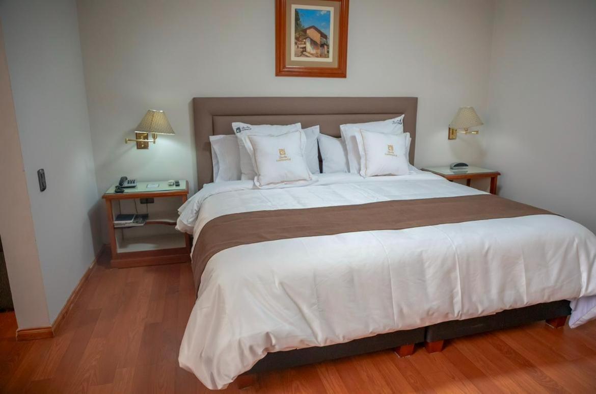 Gran Hotel Continental Кахамарка Экстерьер фото